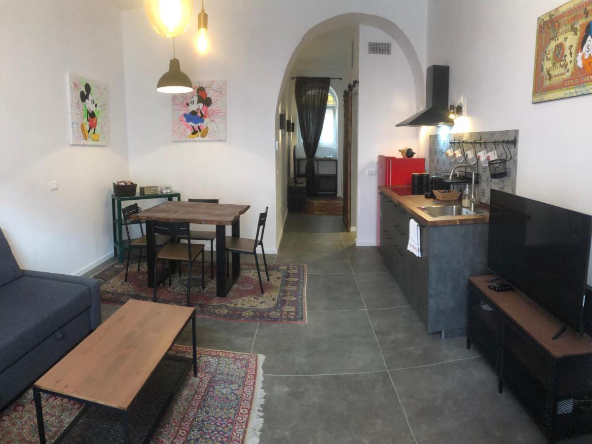 Home In Trast II Rome Bagian luar foto